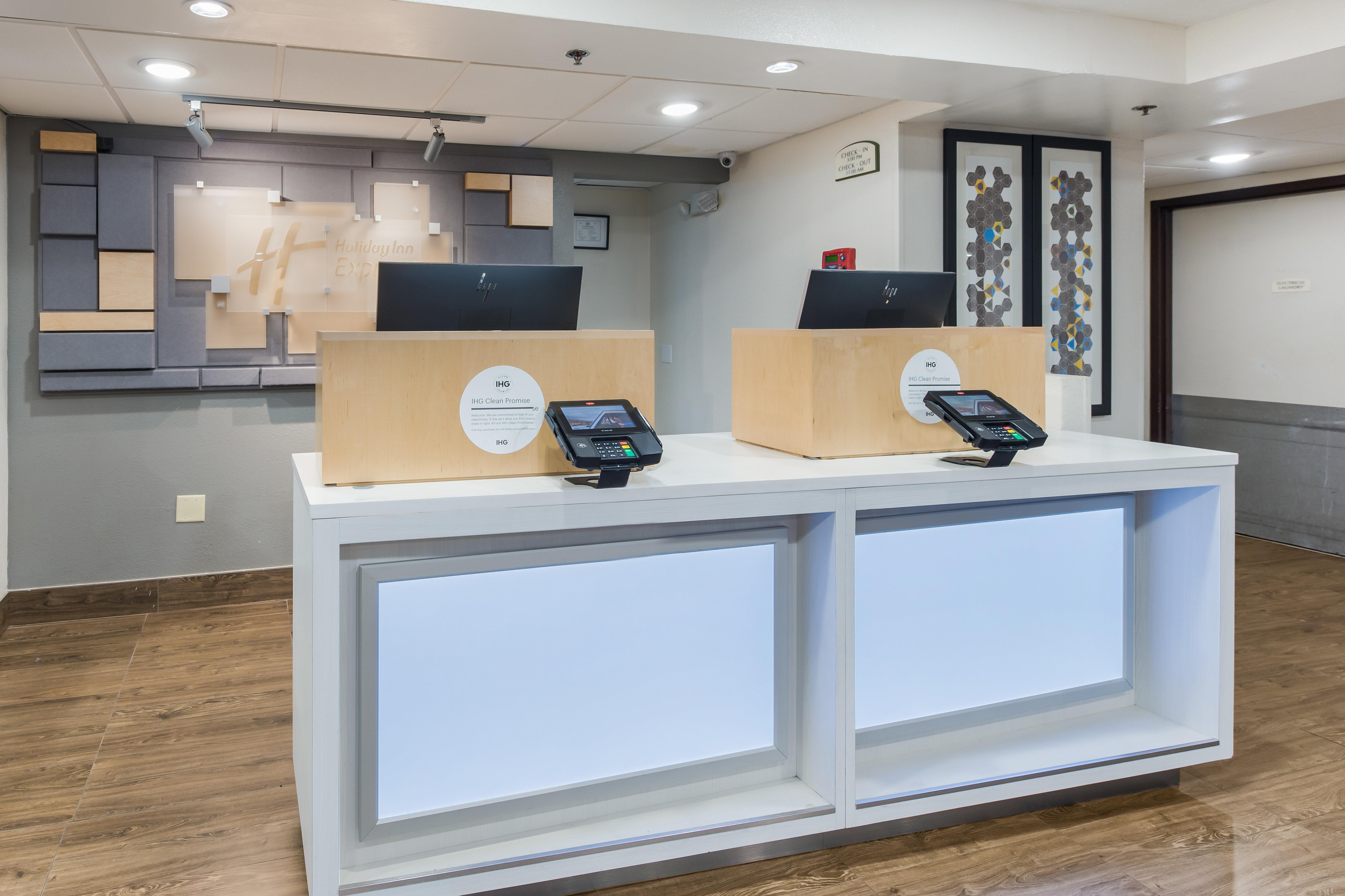 Holiday Inn Express London-I-70 By Ihg מראה חיצוני תמונה